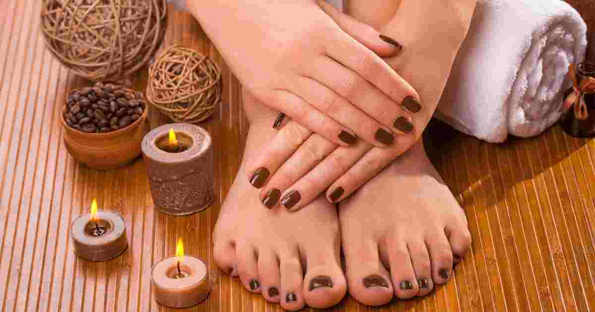 Manicure-Pedicure-2-esthetica-aesthetica-clinic